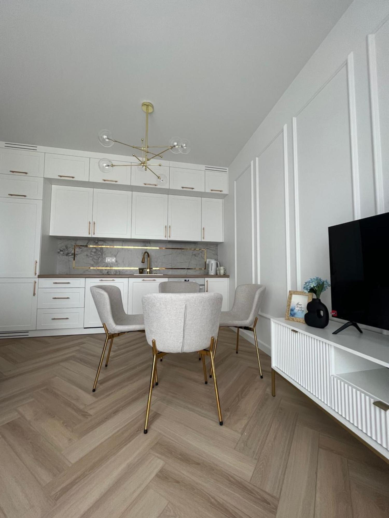 Apartament Vulcano Komfort Nowy Ursus Varşova Dış mekan fotoğraf